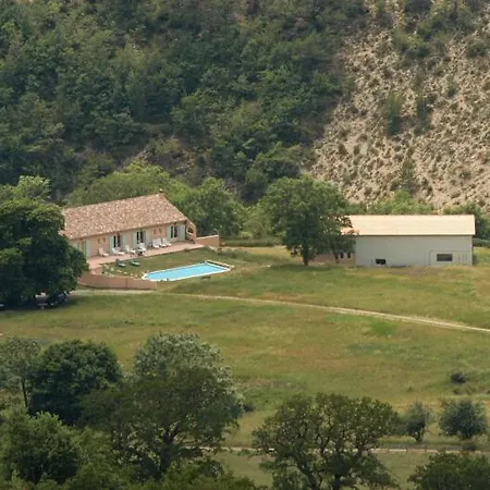 Feriehus L'enchastre *